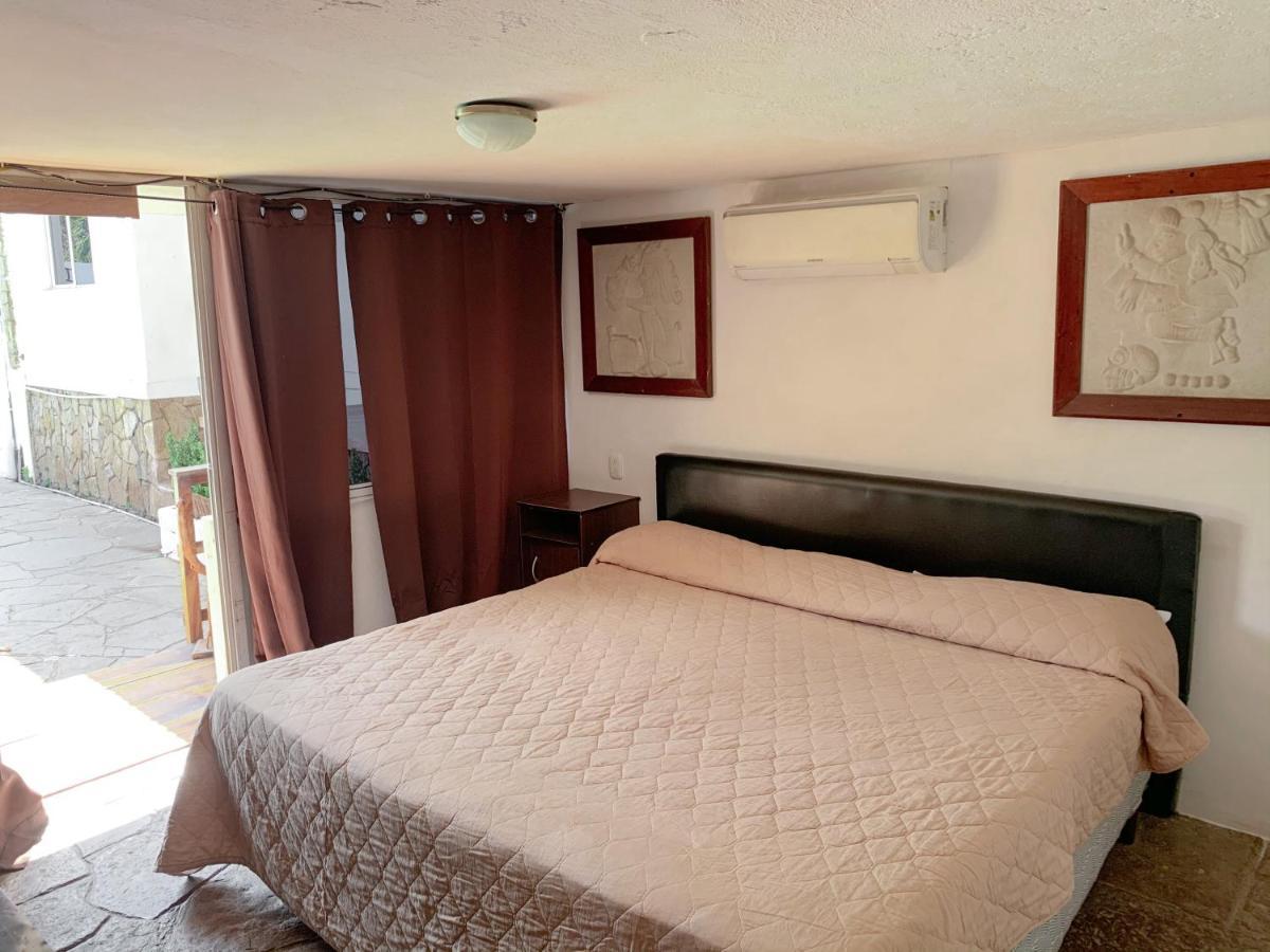 Villa Napoli Santa Ana Extérieur photo