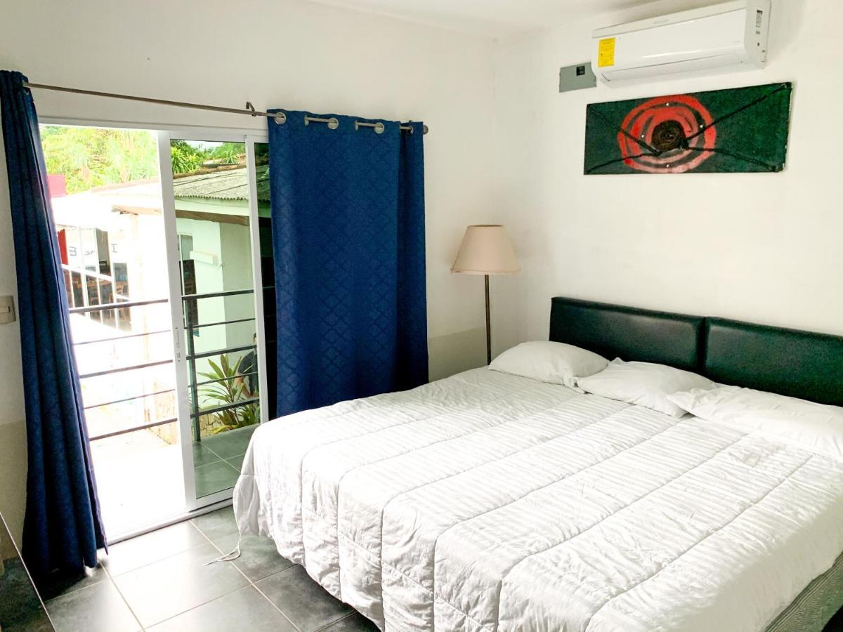 Villa Napoli Santa Ana Extérieur photo