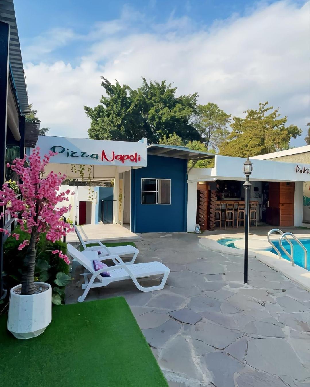 Villa Napoli Santa Ana Extérieur photo